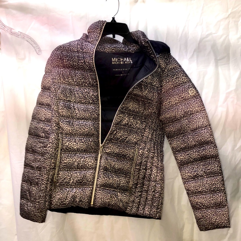 374 Michael Korda size small